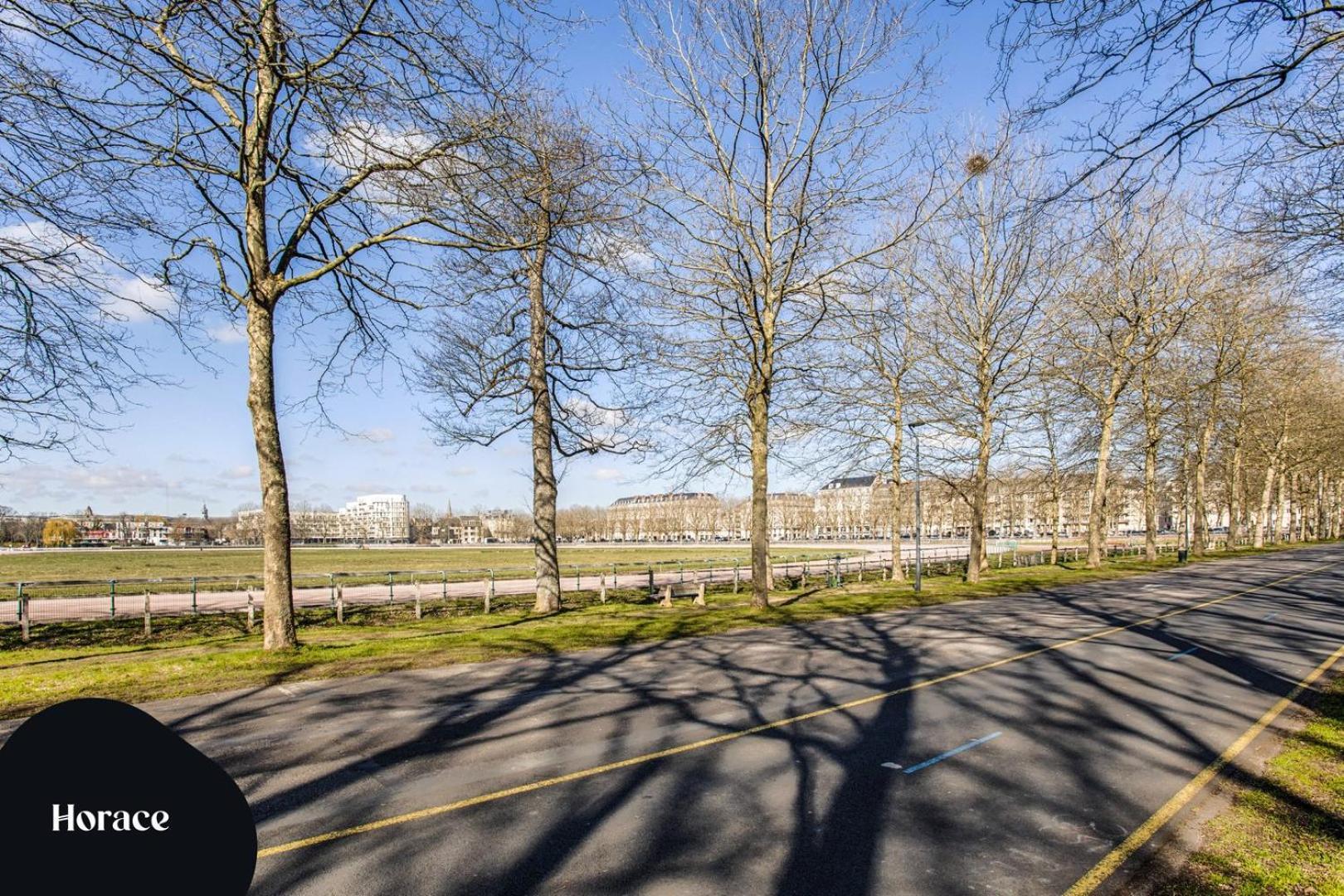 Le City - Parking And Comfort In The City Centre Caen Luaran gambar
